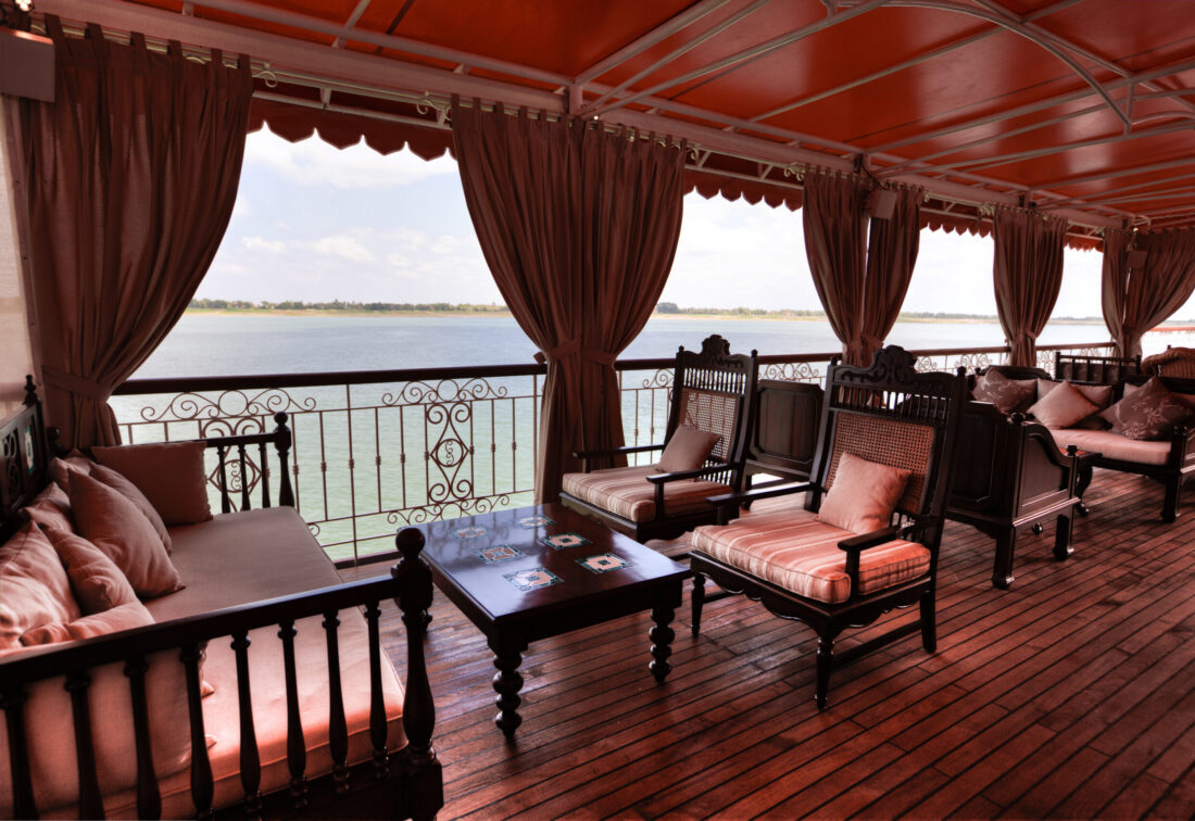 Bar-Lounge, THE JAHAN