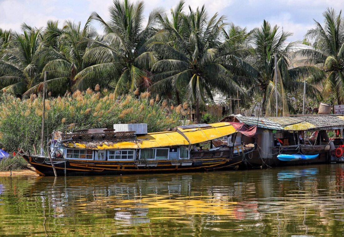 Hausboote am Mekong