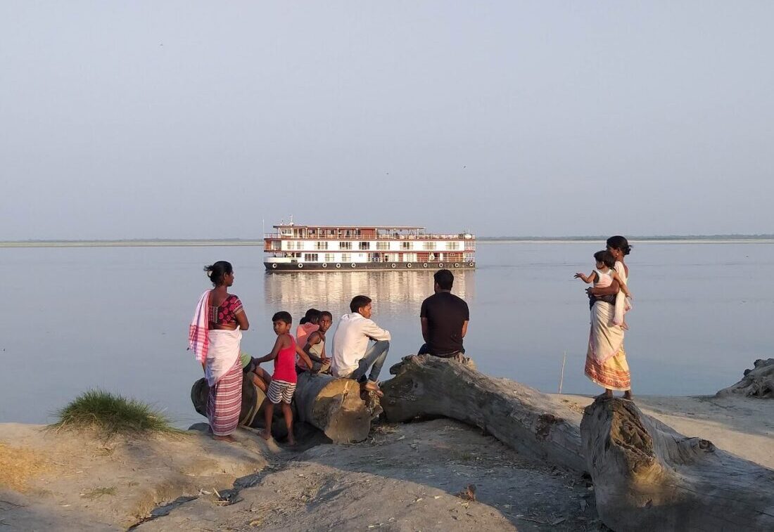 Menschen am Brahmaputra