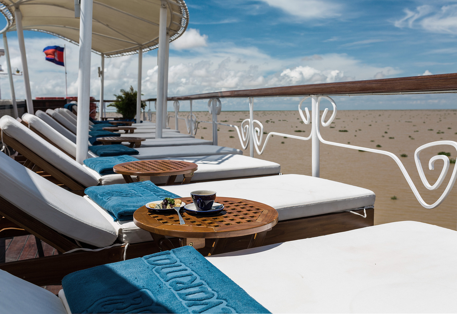 THE JAYAVARMAN Pool Deck