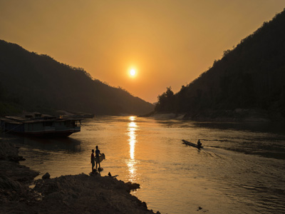 Sonnenuntergang auf dem Mekong
